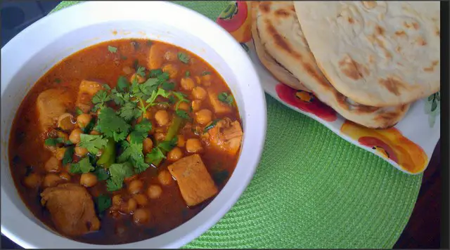 Chicken Chana Handi Recipe