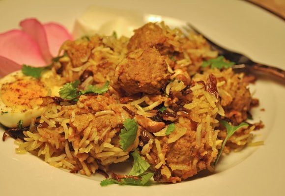 Degi Biryani Chef Zubaida Tariq