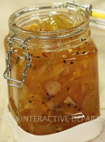 Easy Nauratan Chutney