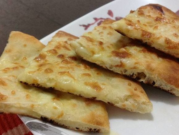 Oven Baked Cheese Naan Recipe
