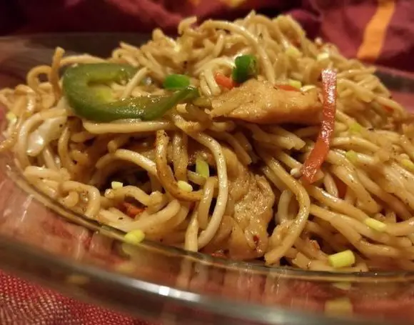 Chicken Hakka Noodles Recipe